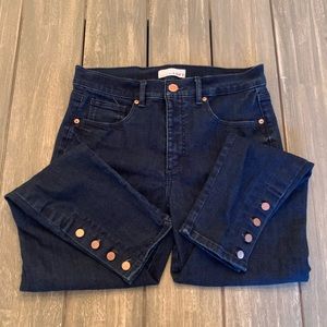 Ankle length LOFT jeans with button accents